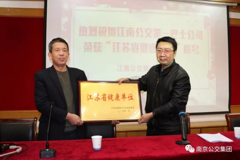 1553737935299022.jpg 640.webp (1).jpg